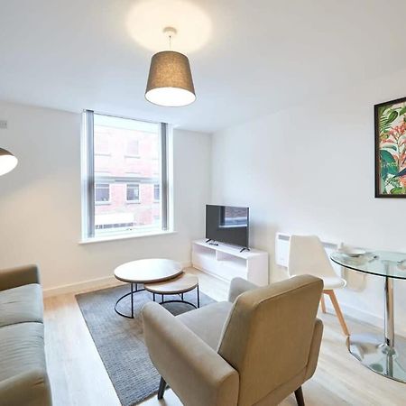 Fabulous 1 Bedroom Apartment In Central Preston เพรสตัน ภายนอก รูปภาพ