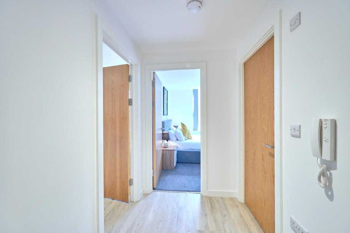 Fabulous 1 Bedroom Apartment In Central Preston เพรสตัน ภายนอก รูปภาพ